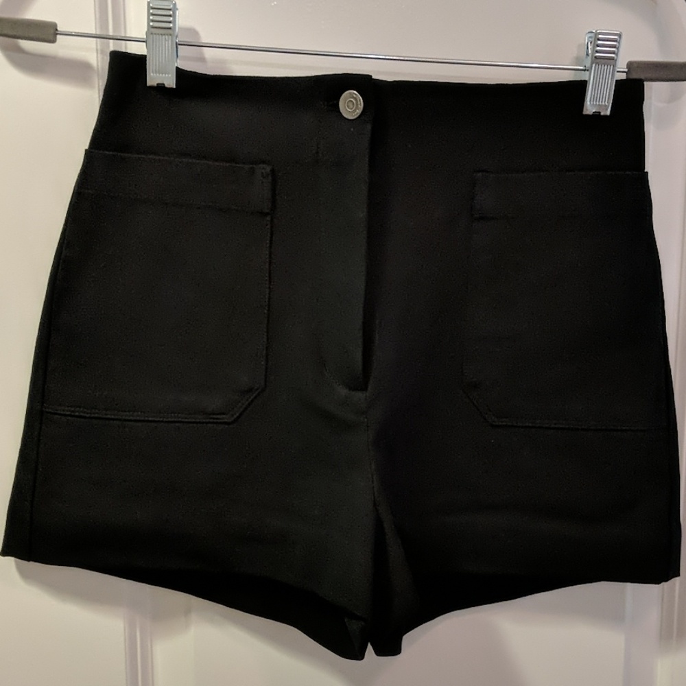 Aritzia Women's black high waisted shorts